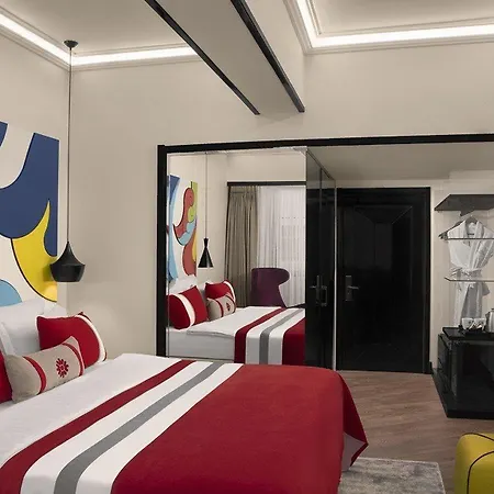 Sura Hagia Sophia Hotell